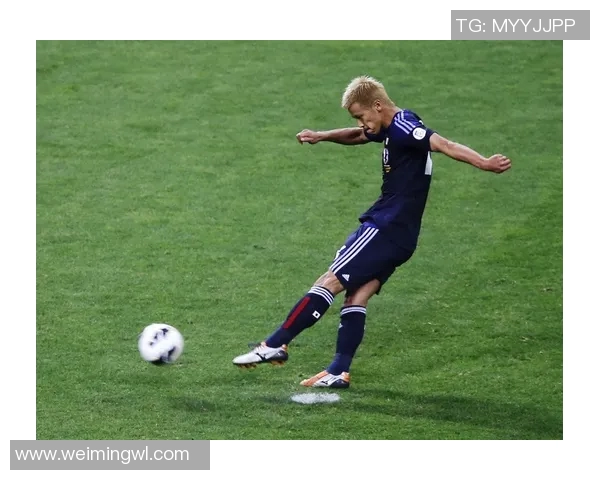 闪耀绿茵场的她们女生足球明星的璀璨之路与传奇故事 闪耀绿茵场的她们女生足球明星的璀璨之路与传奇故事